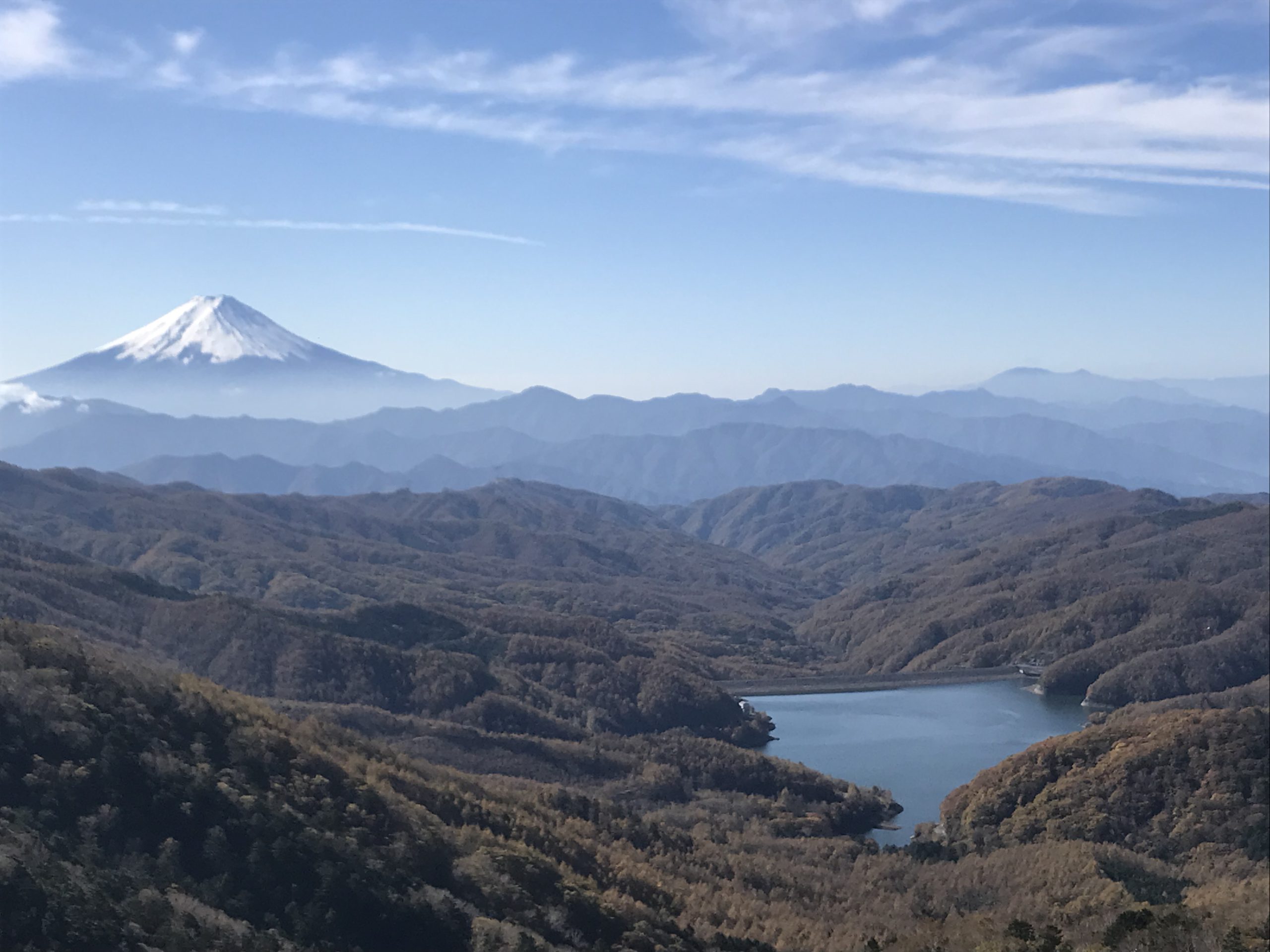青と緑のグラデーションが美しい大菩薩峠の風景画 青と緑のグラデーションが美しい大菩薩峠の風景画の通販 by 銀河